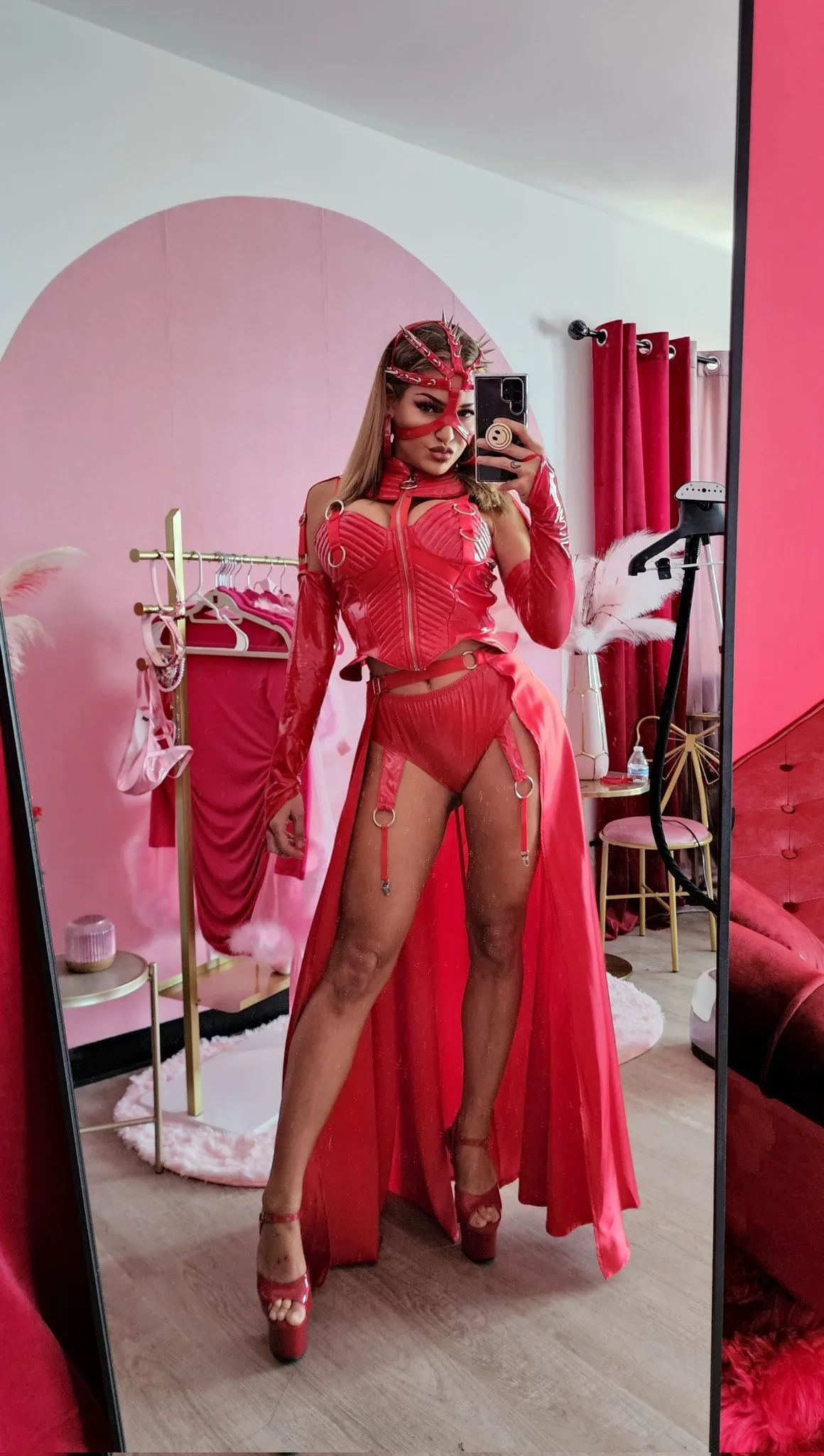 At Vanessa - Escort Birmingham