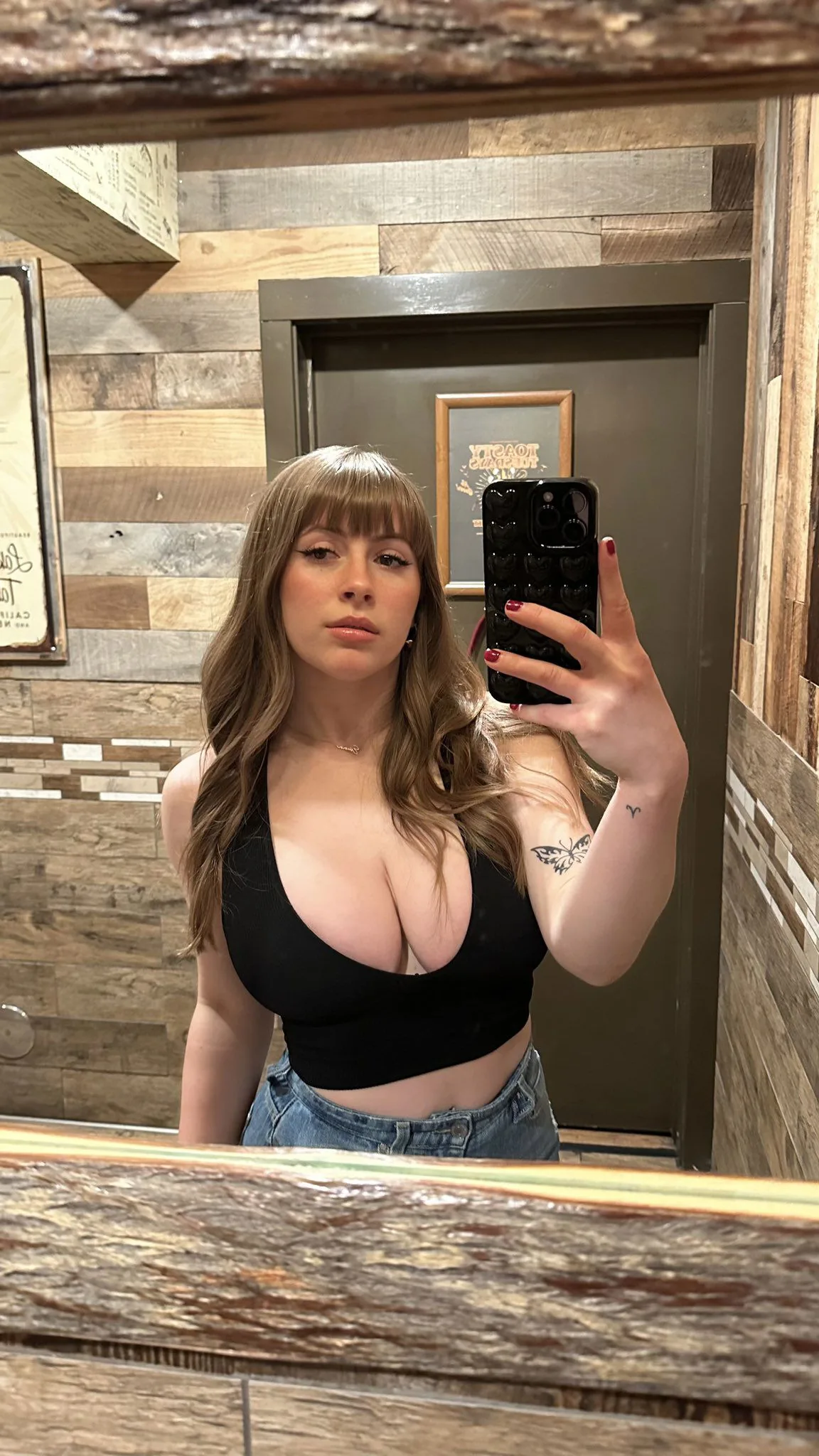 Emmabutt - Escort Birmingham